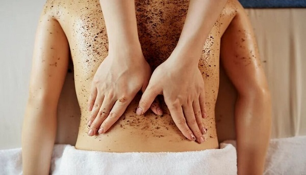 Điều trị thâm lưng theo phác đồ công nghệ cao Điều trị thâm lưng theo phác đồ công nghệ cao